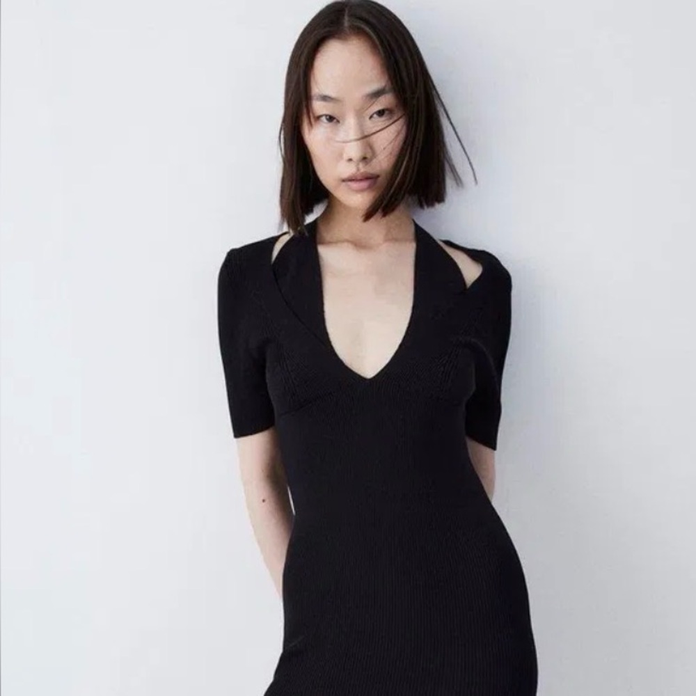 Karen Millen Elegant Black Midi Dress